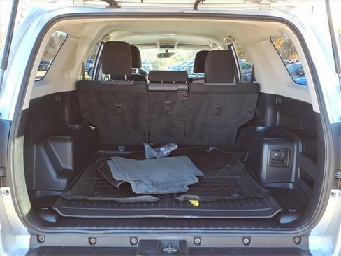 Used 2015 Toyota 4Runner SR5 image 9