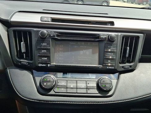Used 2016 Toyota RAV4 XLE AWD/4WD image 12