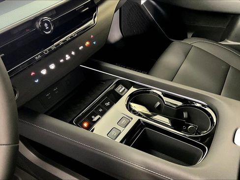 New 2025 Nissan Murano SL image 12