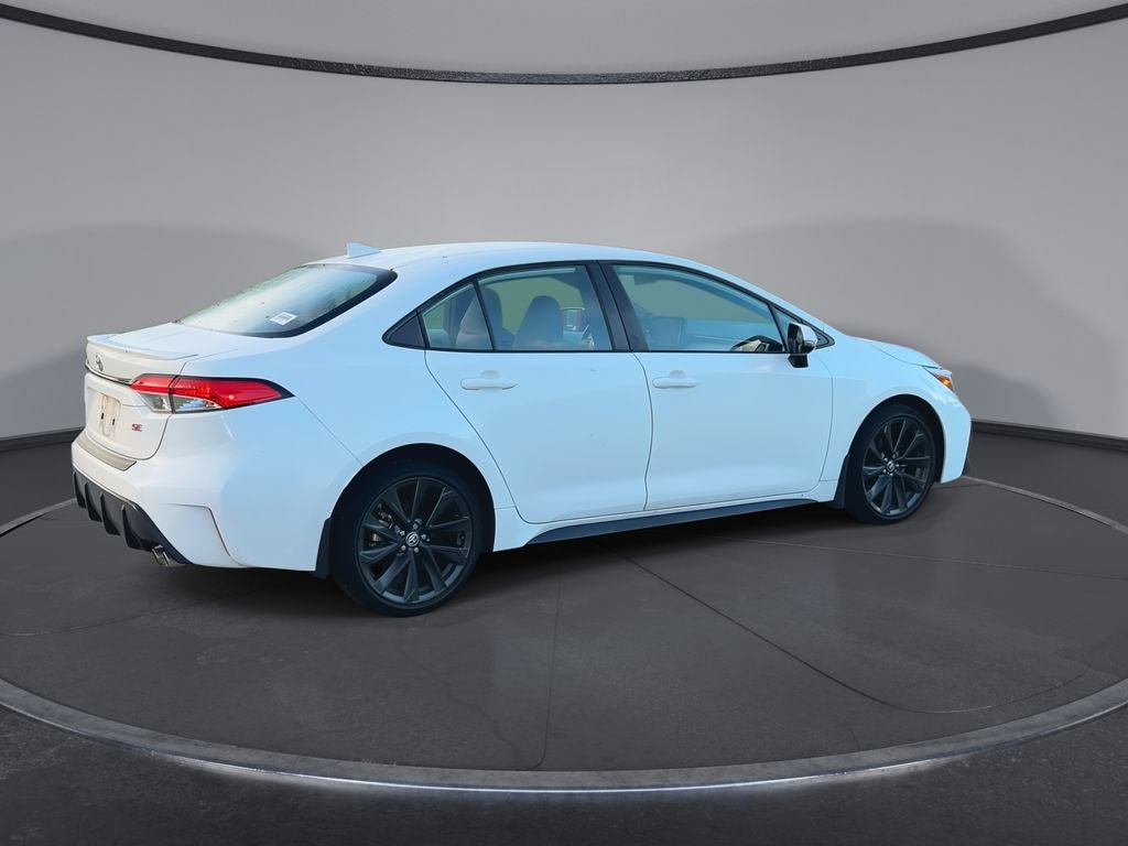 Used 2024 Toyota Corolla SE FWD image 8