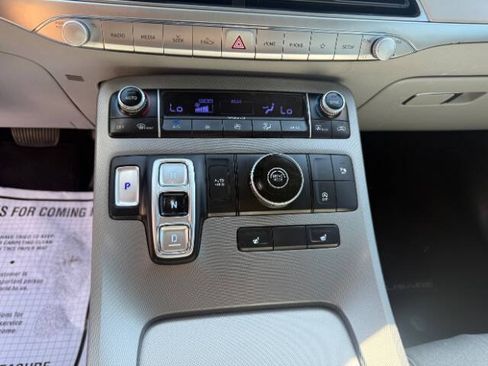 Used 2020 Hyundai Palisade SEL FWD image 17