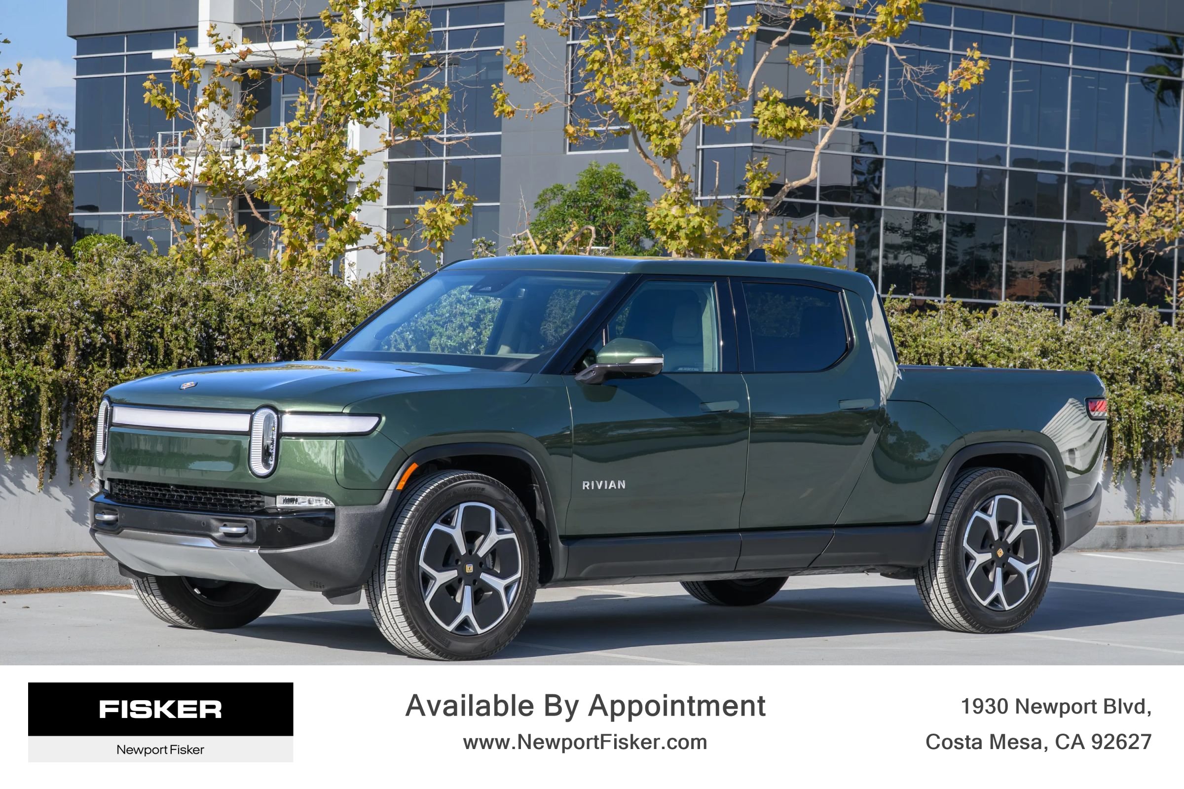 Used 2023 Rivian R1T AWD Adventure Dual image 3