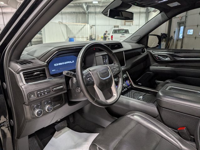 Used 2024 GMC Yukon Denali AWD/4WD image 14