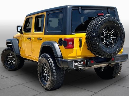 Used 2021 Jeep Wrangler Unlimited Sport AWD/4WD image 11