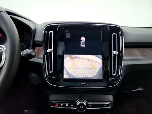 Used 2023 Volvo XC40 Recharge Ultimate w/ Protection Package Premier AWD/4WD image 24