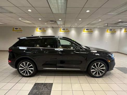 Used 2020 Lincoln Corsair Reserve w/ Elements Package AWD/4WD image 3