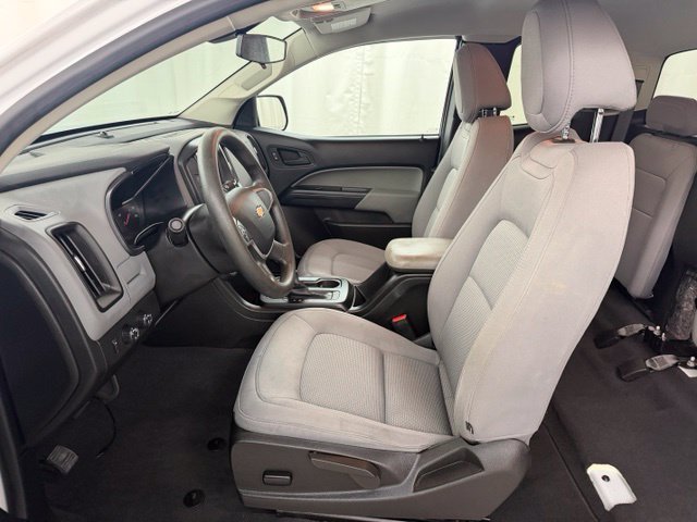 Used 2022 Chevrolet Colorado W/T w/ WT Convenience Package AWD/4WD image 9