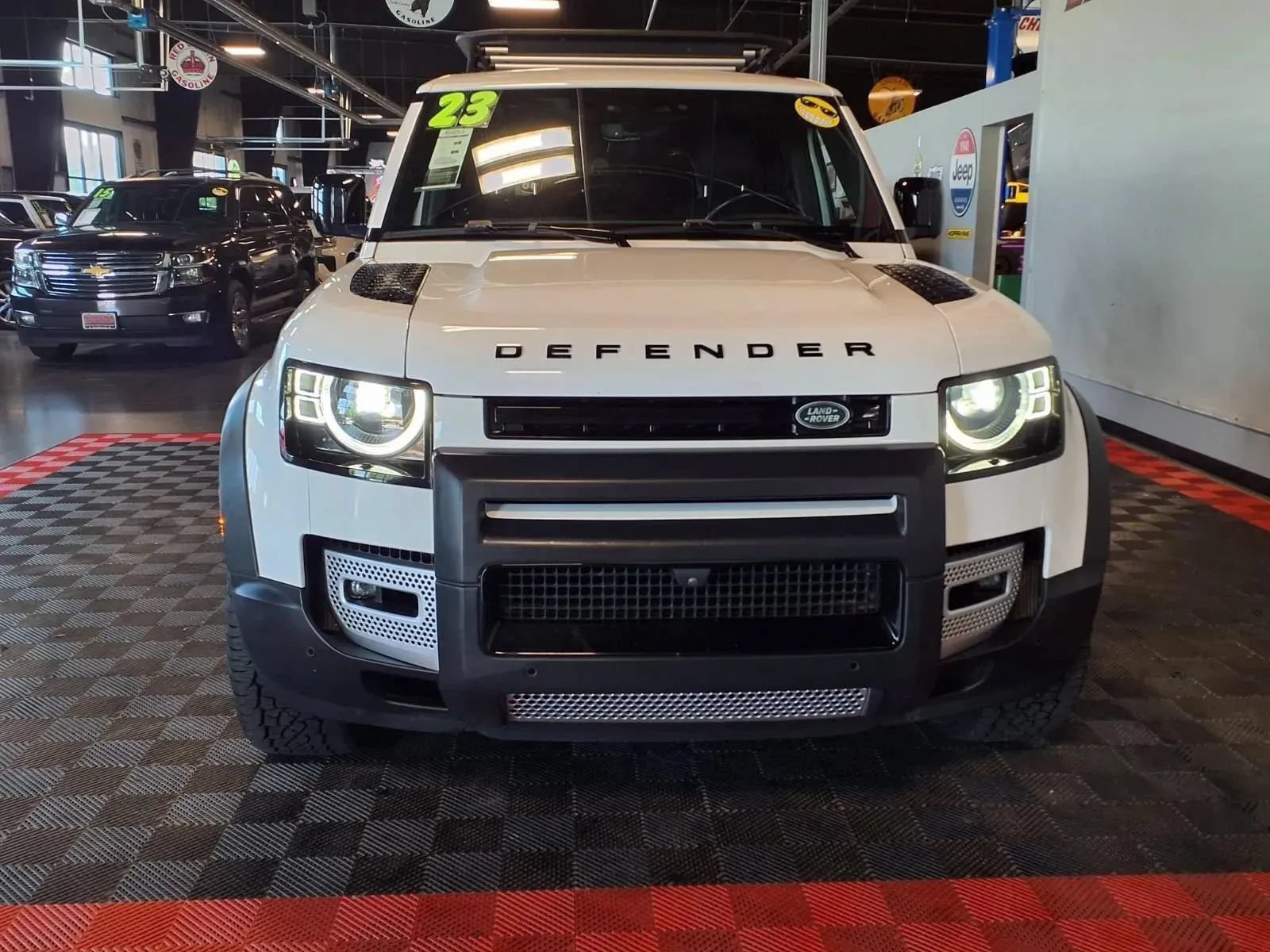Used 2023 Land Rover Defender 110 S AWD/4WD image 3