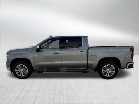 Used 2025 Chevrolet Silverado 1500 LTZ w/ LTZ Premium Package AWD/4WD image 5