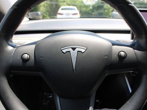 Used 2018 Tesla Model 3 Long Range AWD/4WD image 12