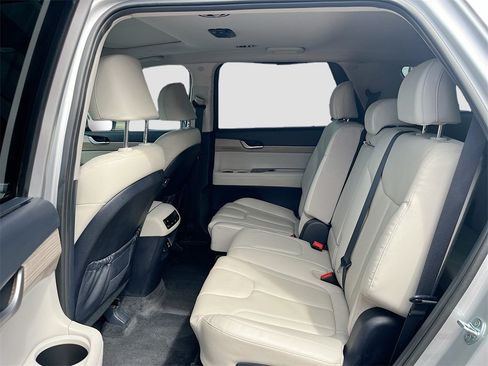 Used 2022 Hyundai Palisade SEL w/ 8P Bench Seat Package image 26