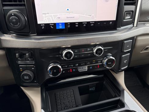 Used 2026 Ford F450 Platinum w/ Platinum Plus Package image 60