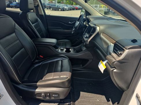 Used 2021 GMC Acadia Denali AWD/4WD image 22