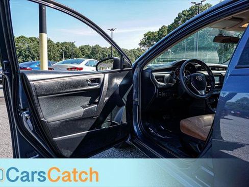 Used 2015 Toyota Corolla LE FWD image 18