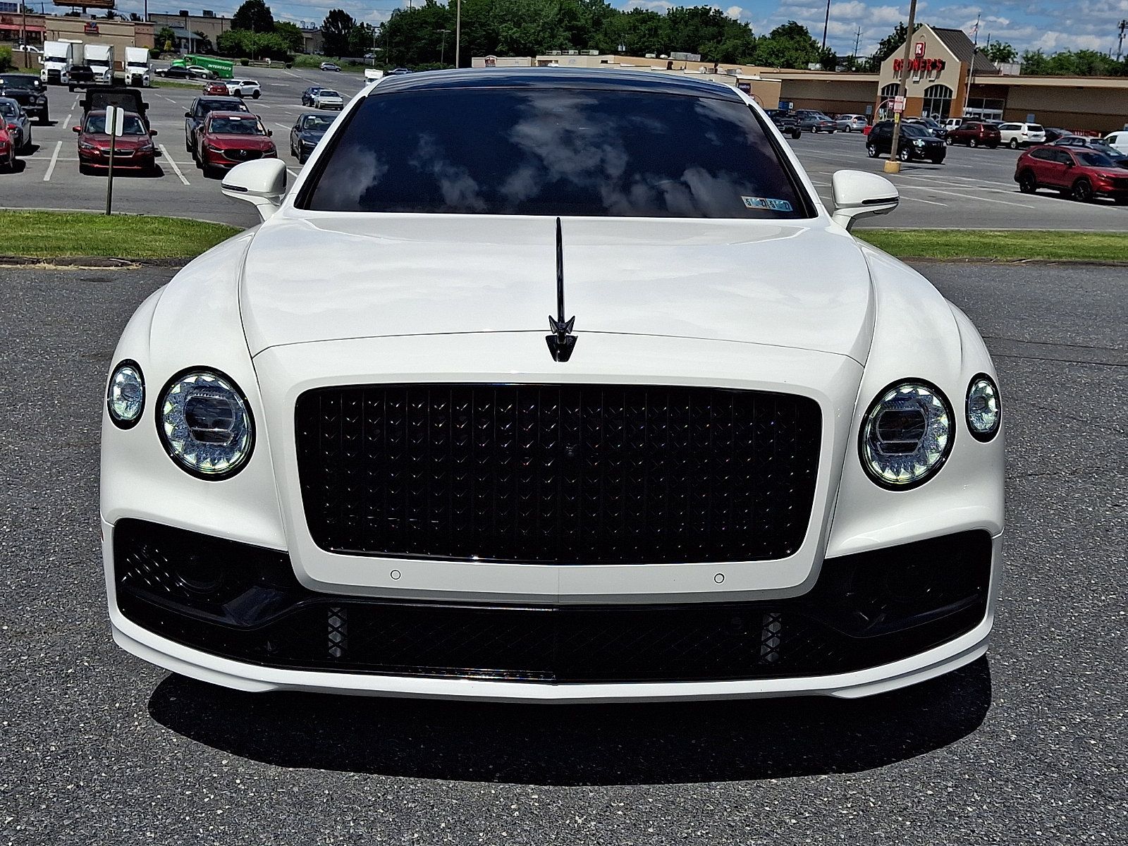 Used 2022 Bentley Flying Spur W12 AWD/4WD image 2