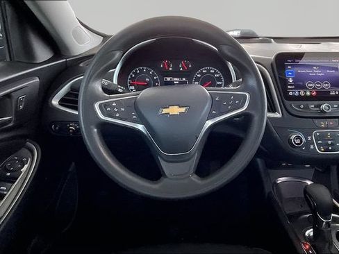 Used 2023 Chevrolet Malibu LT FWD image 8
