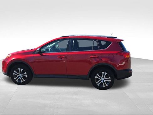 Used 2015 Toyota RAV4 LE w/ Preferred Accessory Package image 7