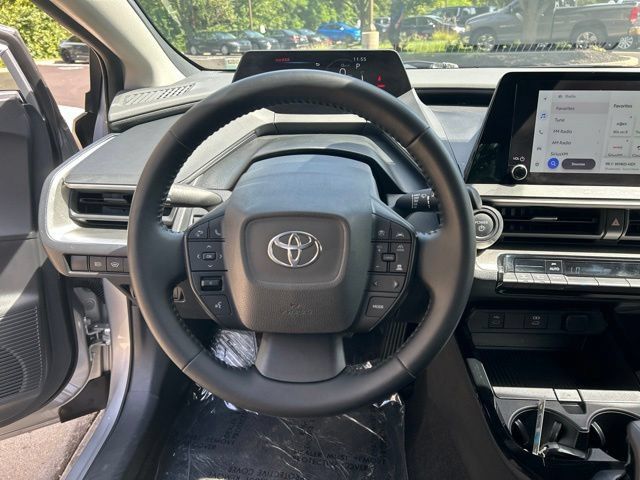 Used 2026 Toyota Prius LE FWD image 14