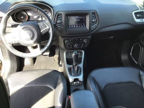 Used 2018 Jeep Compass Latitude w/ Popular Equipment Group FWD image 40