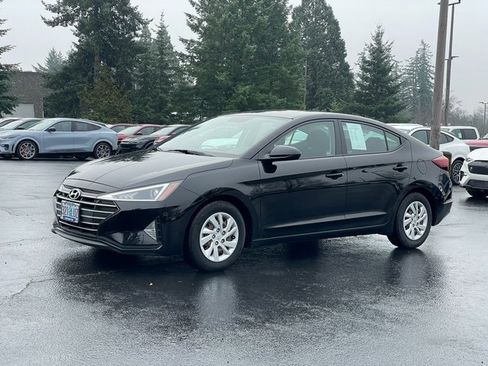 Used 2019 Hyundai Elantra SE w/ Cargo Package image 7
