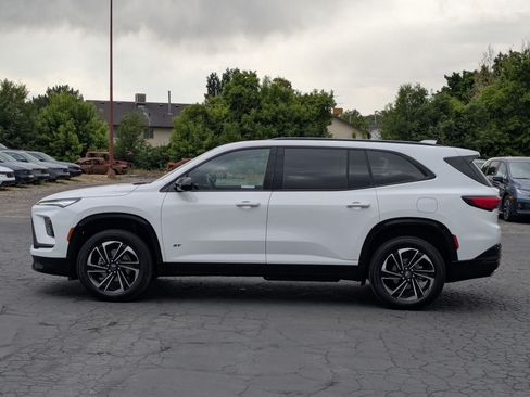 Used 2025 Buick Enclave Sport Touring AWD/4WD image 7