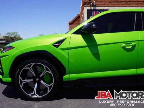 Used 2021 Lamborghini Urus AWD/4WD image 52