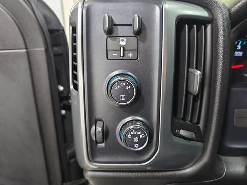 Used 2016 Chevrolet Silverado 2500 LT w/ LT Convenience Package AWD/4WD image 24