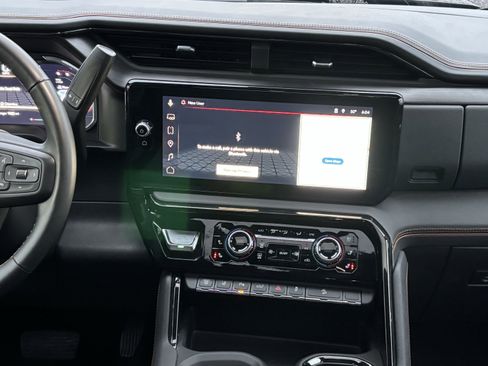 Used 2024 GMC Sierra 2500 AT4 w/ AT4 Premium Plus Package image 31