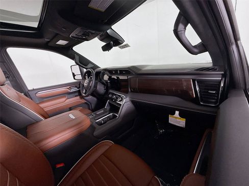 New 2026 GMC Sierra 3500 Denali Ultimate AWD/4WD image 34