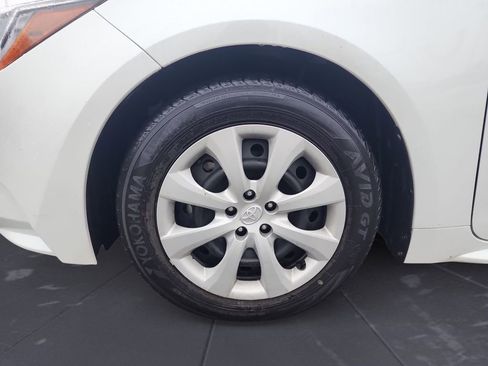 Used 2024 Toyota Corolla LE image 14