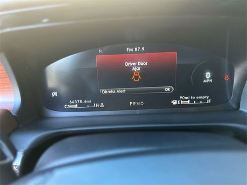 Used 2023 Lincoln Aviator Reserve w/ Equipment Group 201A image 16