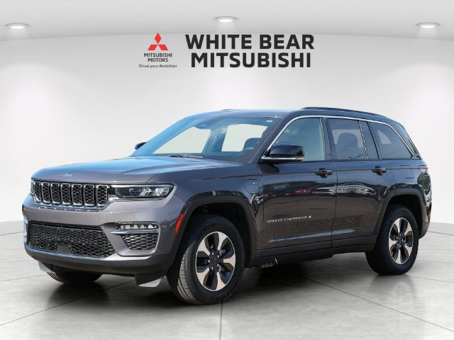 Used 2024 Jeep Grand Cherokee Limited 4xe AWD/4WD image 2