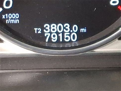 Used 2015 Volvo V60 T5 Cross Country w/ Climate Package image 22