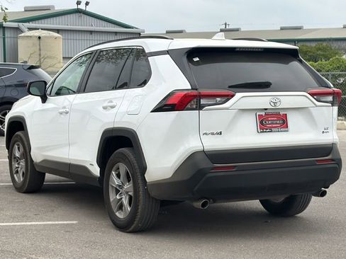 Certified 2025 Toyota RAV4 LE image 9