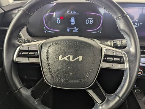 Used 2024 Kia Telluride S w/ S Sunroof Package FWD image 14