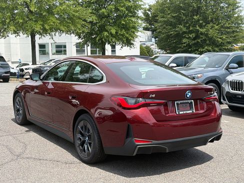 Used 2023 BMW i4 eDrive35 w/ Premium Package RWD image 3