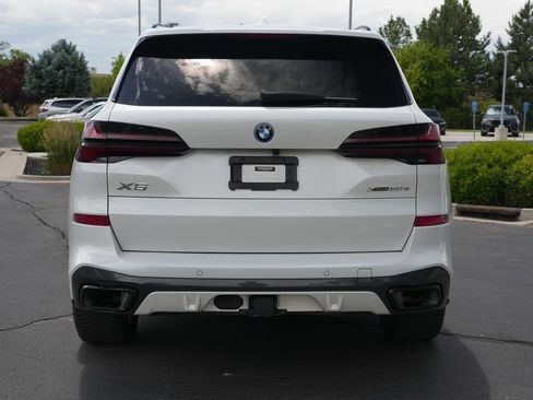 Used 2024 BMW X5 xDrive50e w/ M Sport Package AWD/4WD image 4