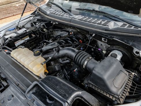 Used 2018 Ford F150 XL w/ Equipment Group 101A Mid RWD image 42