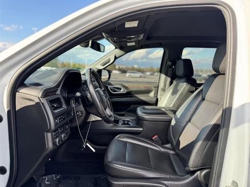 Used 2021 Chevrolet Tahoe Z71 w/ Z71 Signature Package image 14