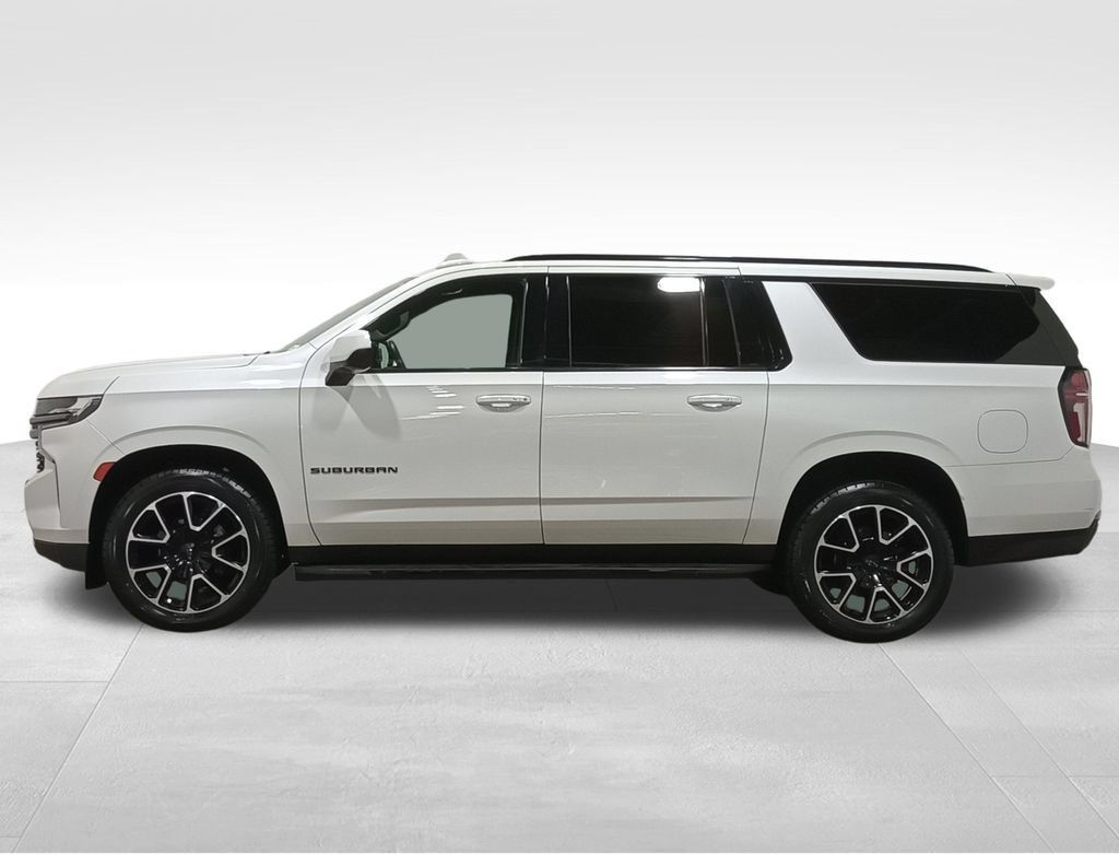 Used 2021 Chevrolet Suburban RST AWD/4WD image 8