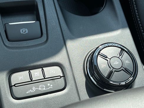 New 2026 Ford Ranger Lariat w/ FX4 Off-Road Package AWD/4WD image 15
