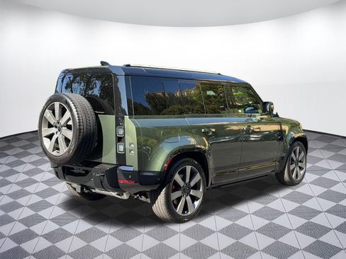 New 2026 Land Rover Defender 110 X AWD/4WD image 9
