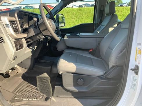 Certified 2026 Ford F350 XL w/ XL Chrome Package AWD/4WD image 33