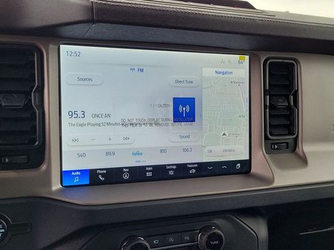 New 2025 Ford Bronco Outer Banks w/ Sasquatch Package image 27