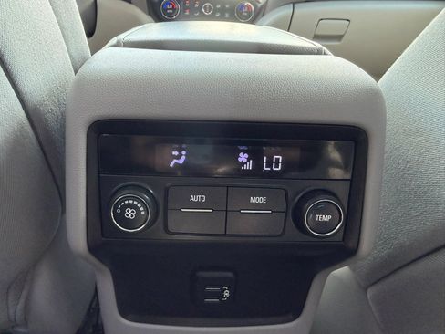 Used 2019 GMC Acadia SLE w/ Driver Alert Package I AWD/4WD image 23