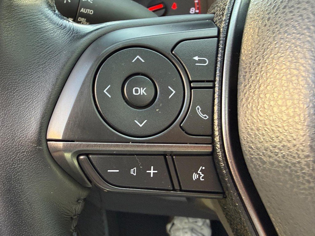 Certified 2022 Toyota Camry XSE FWD image 18
