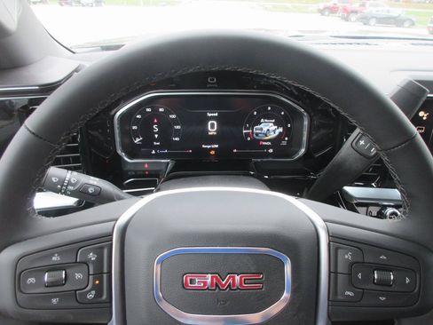 New 2026 GMC Sierra 3500 SLE w/ SLE Value Package image 18