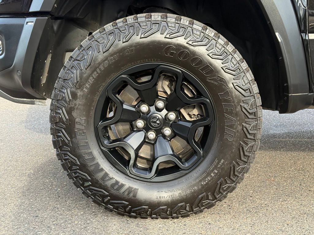 Used 2022 RAM 1500 TRX w/ TRX Level 2 Equipment Group AWD/4WD image 10