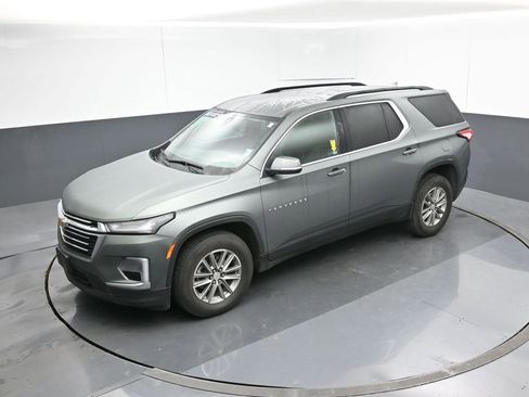 Used 2023 Chevrolet Traverse LT image 48