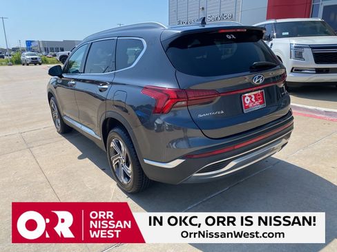 Used 2021 Hyundai Santa Fe SEL w/ Convenience Package image 3